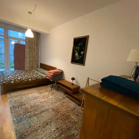 Elegant In An In 美因茨