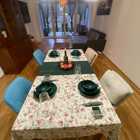 Elegant In An In Appartement *